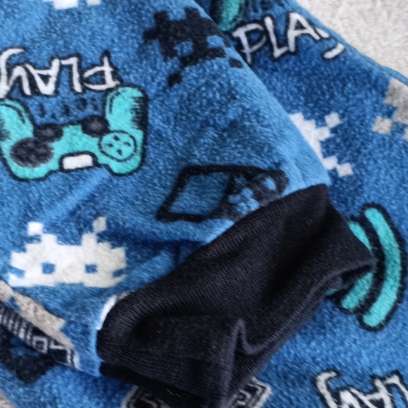 George Boys pajamas size 7/8 Medium - Picture 9 of 11